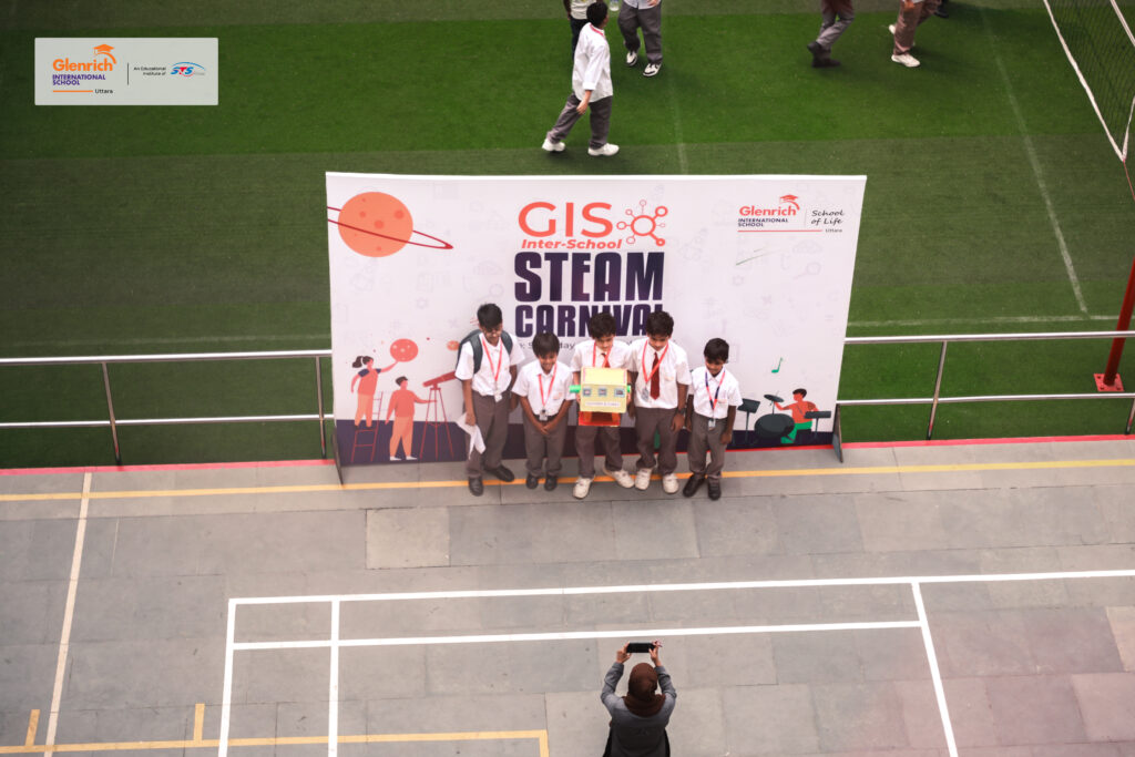 Senior School's STEAM Carnival was full of Science, Art, and AI